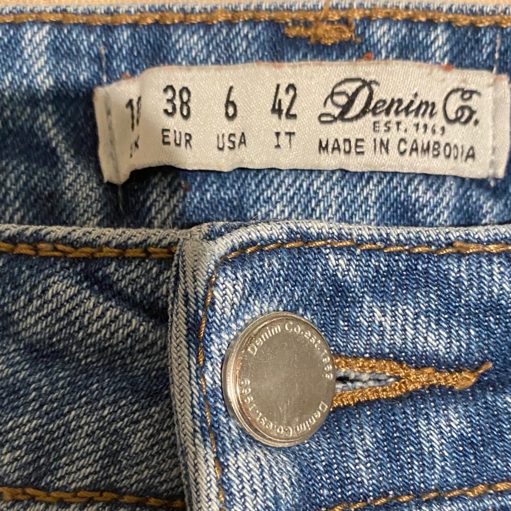 Denim&Co Light Blue Frayed Hem Jeans